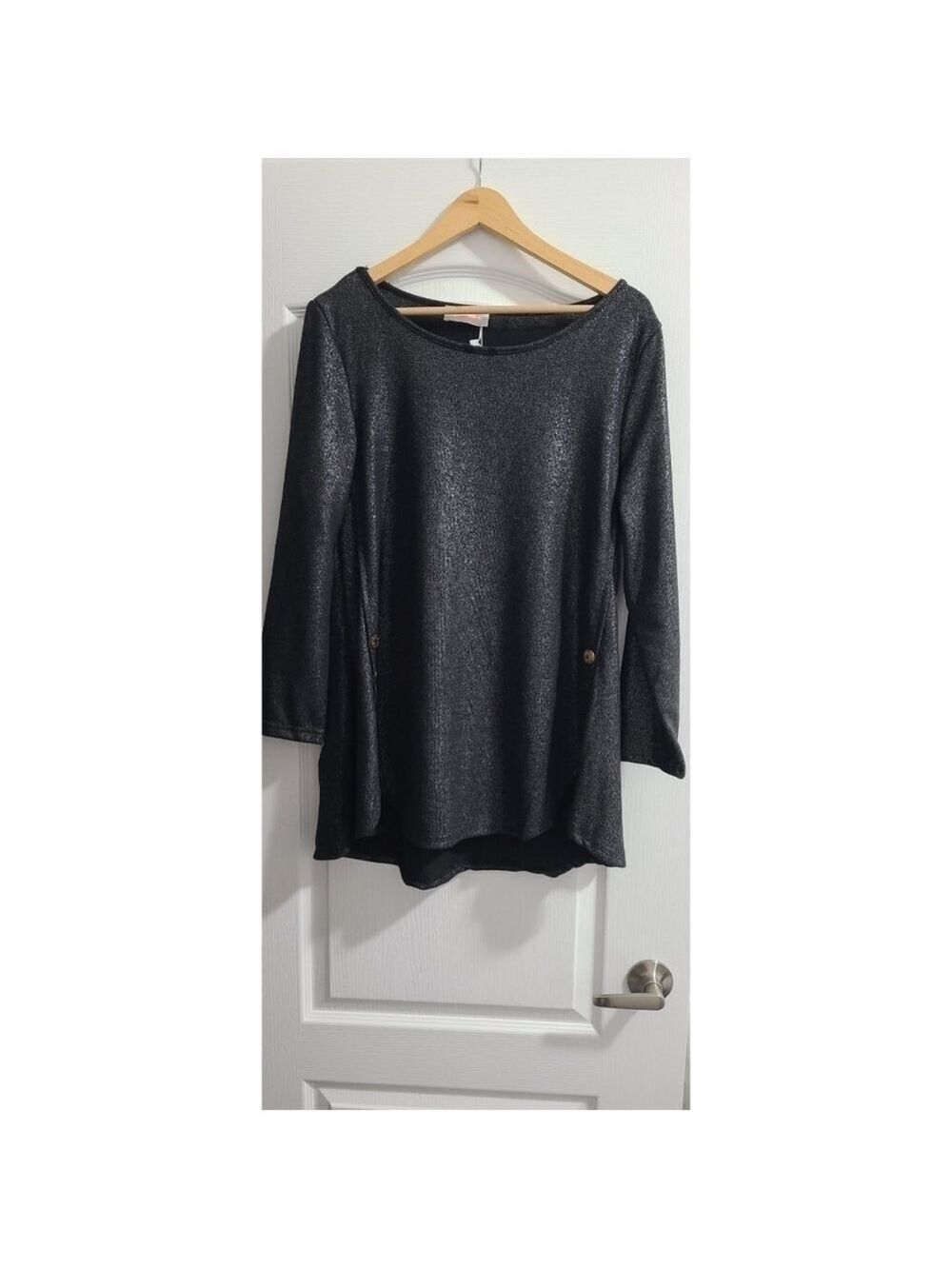 Trïbe Black Sparkle 3/4 Sleeve Sweater Top Tunic Size Medium NWT - Picture 2 of 5